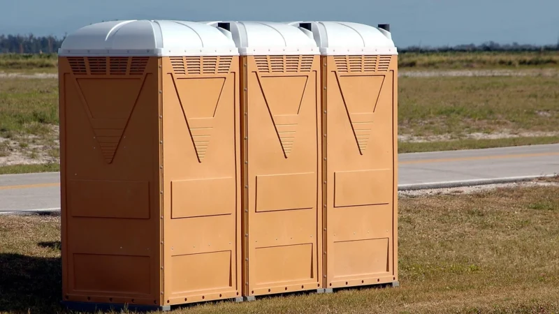 Wynajem WC na budowę w Bydgoszczy — praktyczny przewodnik